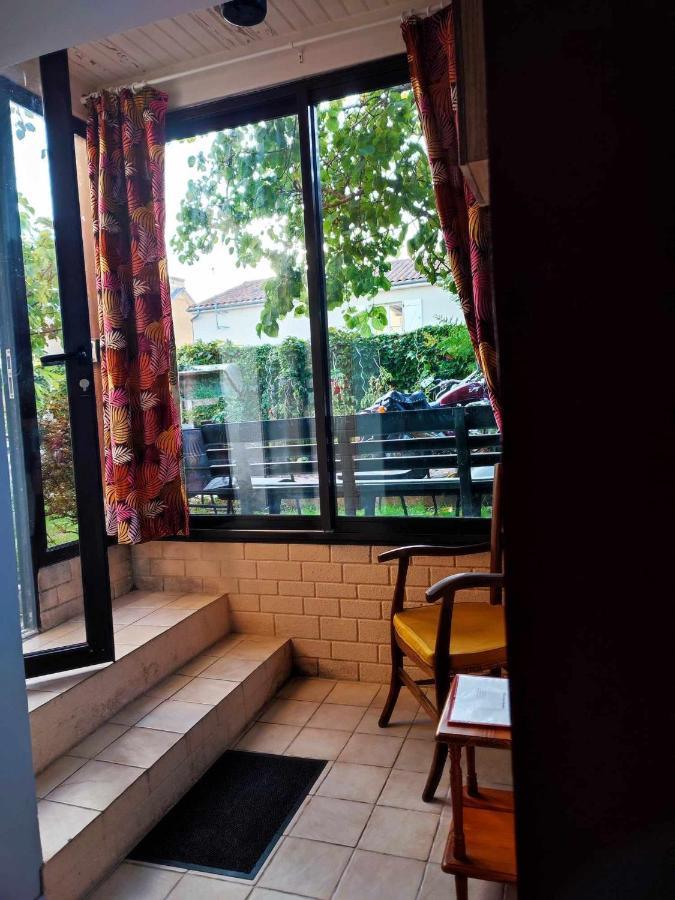 Futurogite Saint-Georges-les-Baillargeaux Εξωτερικό φωτογραφία